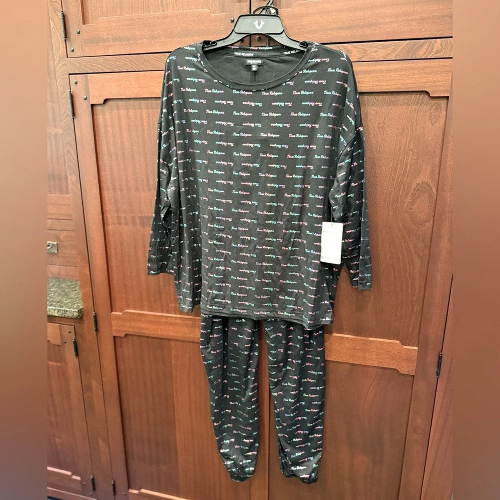 True Religion NWT Black Long Sleeve Brushed Jersey Pajama Jogger Set (0691) - Picture 1 of 13